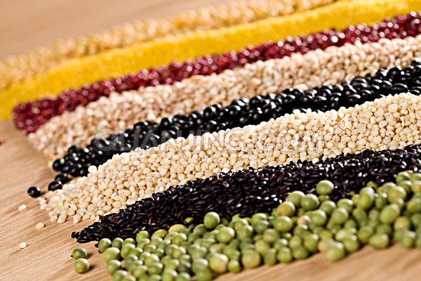 有機(jī)食品、綠色食品與無(wú)公害農(nóng)產(chǎn)品的區(qū)別